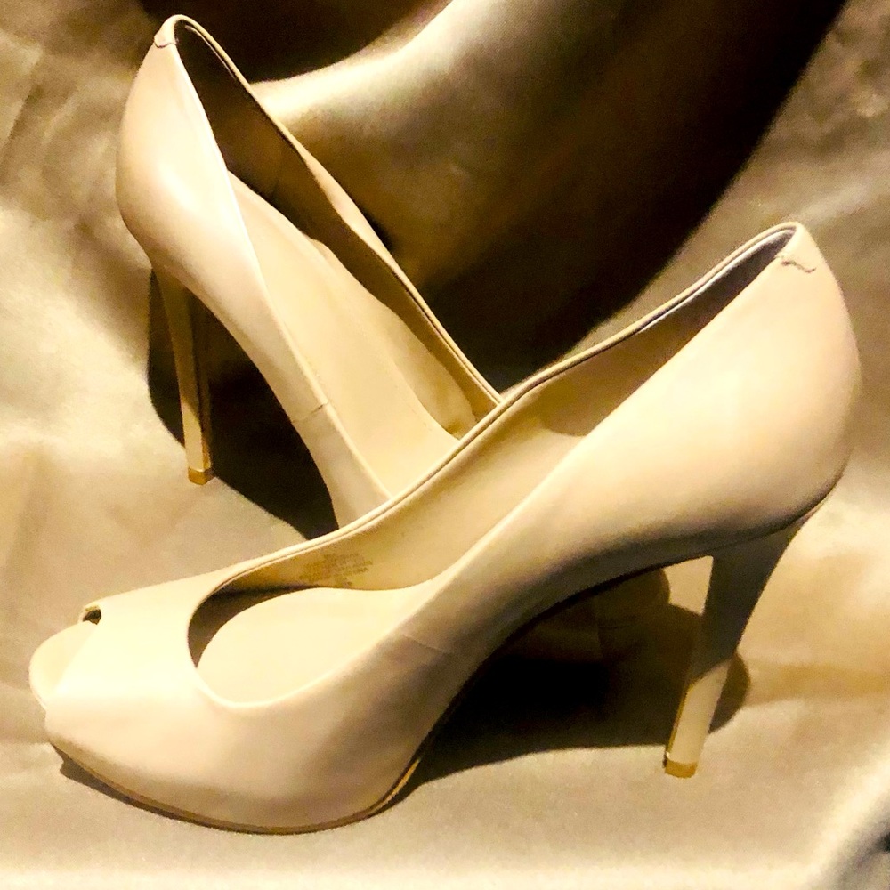 Guess Nude Leather Heels